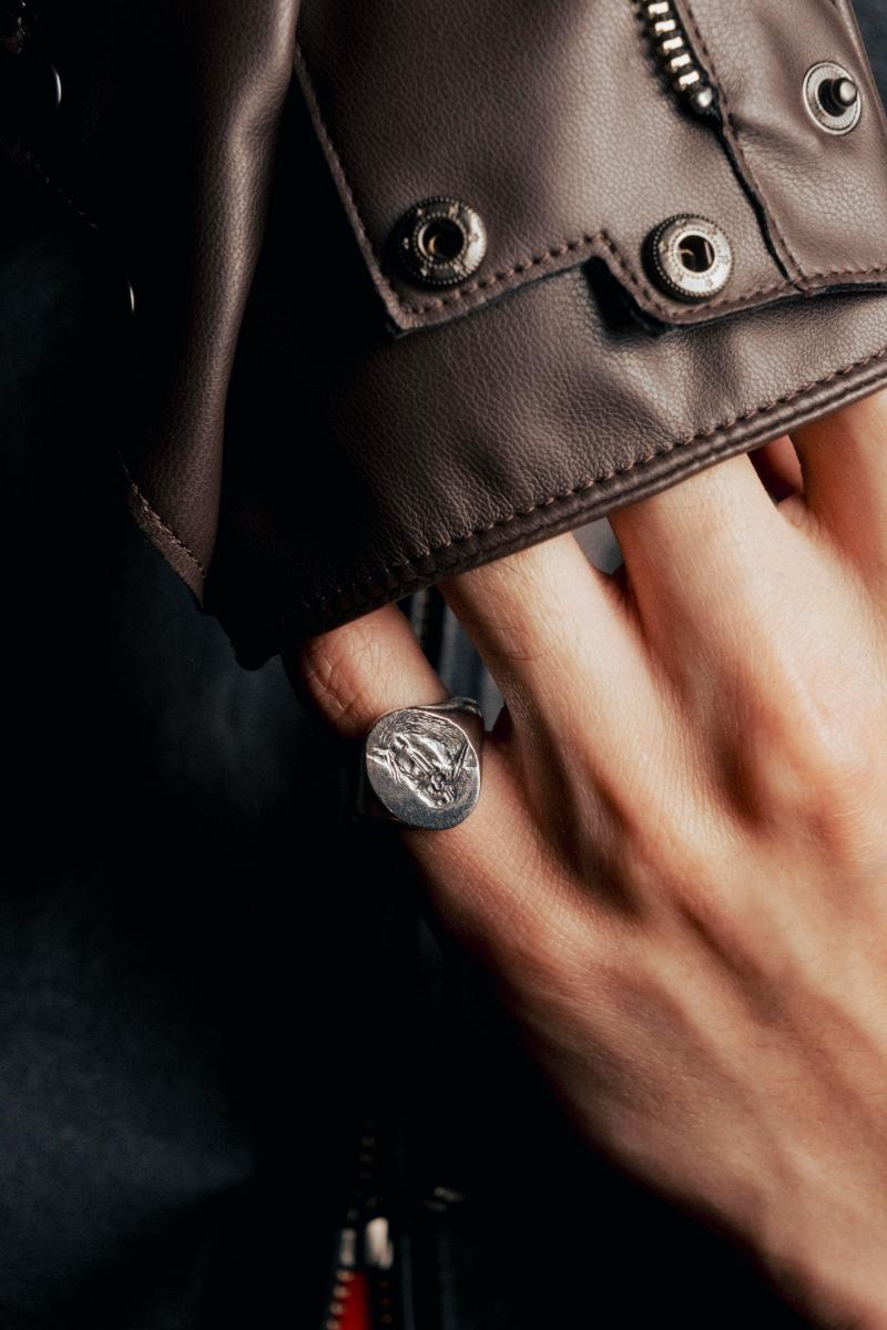 Signet Ring
